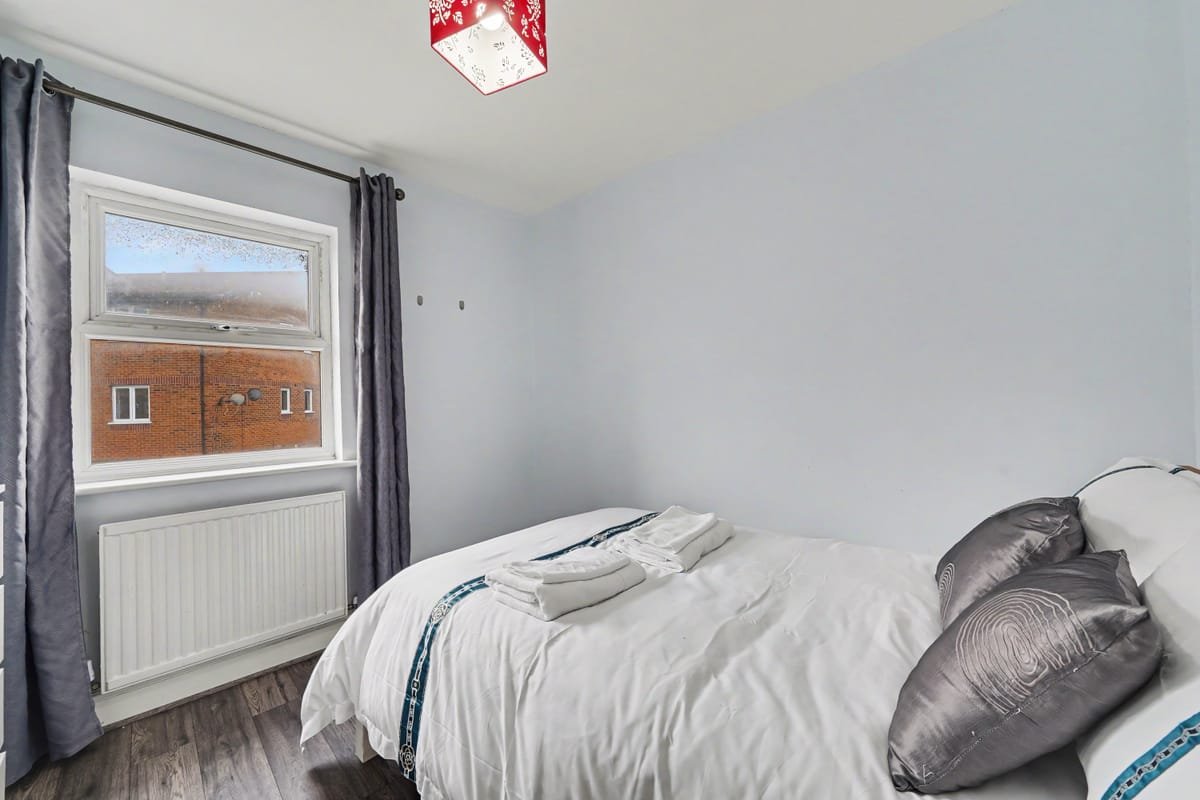 Garden Townhouse — bedroom 3