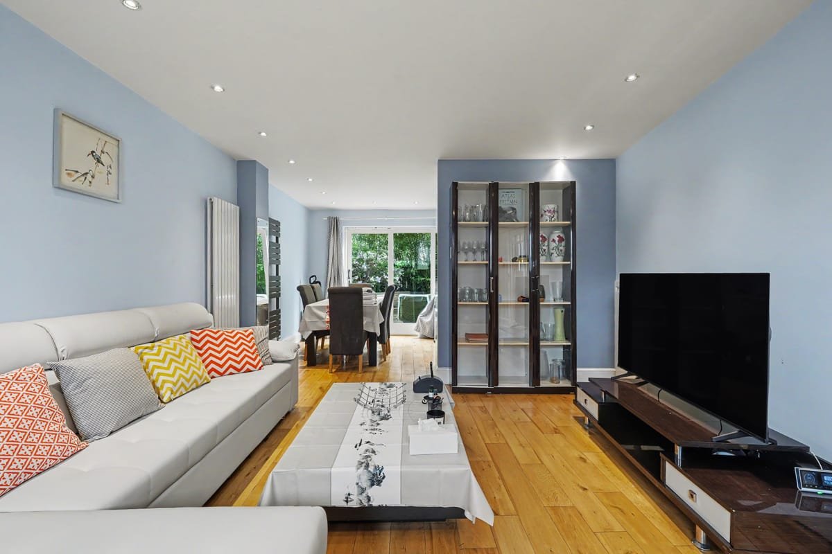 Garden Townhouse — living room